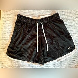 Nike Dry Fit Athletic Shorts | Women’s XS